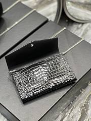 YSL UPTOWN chain wallet in crocodile bag - 4