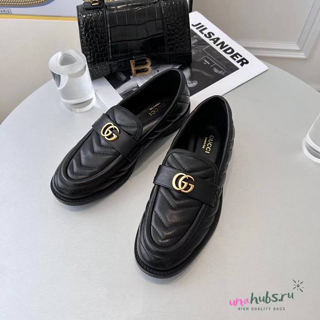 GUCCI Double G matelassé leather loafers 02 - 1