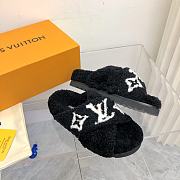 Louis Vuitton black fur slippers  - 6