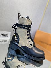 Louis Vuitton beige boots - 5