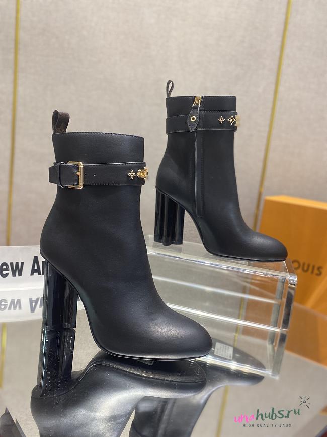 Louis Vuitton black high boots - 1