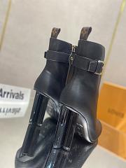 Louis Vuitton black high boots - 4