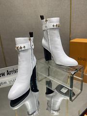 Louis Vuitton white high boots - 2