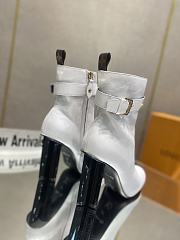 Louis Vuitton white high boots - 5