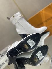 Louis Vuitton white high boots - 6