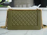 Chanel Green Quilted Caviar Medium Boy Bag - 3