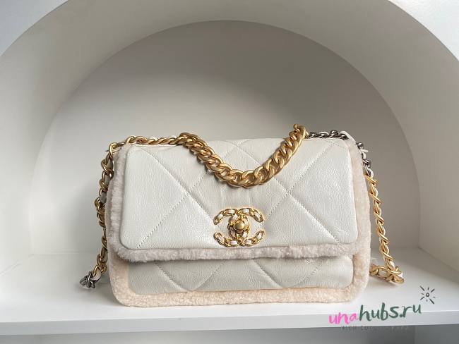 Chanel 19 shearling lampskin white flap bag ( Available in short time) - 1