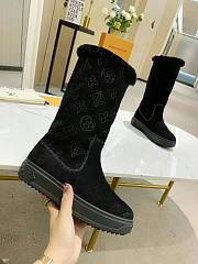 Louis Vuitton fur black high boots - 6