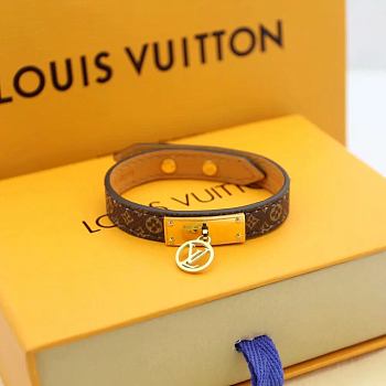 Louis Vuitton gold bracelet 02
