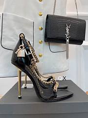 Tom Ford Padlock Chain Black patent heels - 2