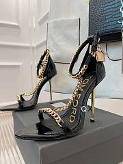 Tom Ford Padlock Chain Black patent heels - 4