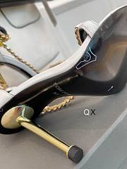 Tom Ford Padlock Chain White patent heels  - 4