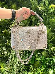 VALENTINO GARAVANI Crystal-embellished Roman stud white shoulder bag - 5