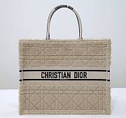 Dior Book Tote Beige Cannage Shearling 42cm - 1