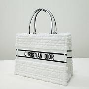 Dior Book Tote White Cannage Shearling 36cm - 3