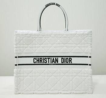 Dior Book Tote White Cannage Shearling 42cm 