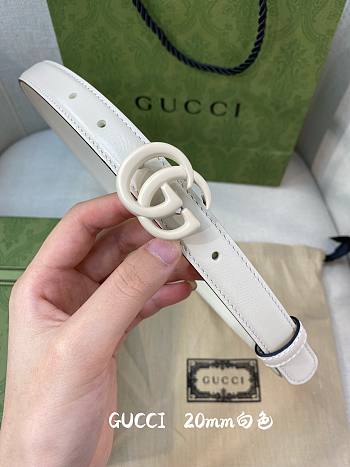 Gucci white 2cm belt