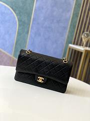 Chanel vintage medium flap bag gold hardware - 1