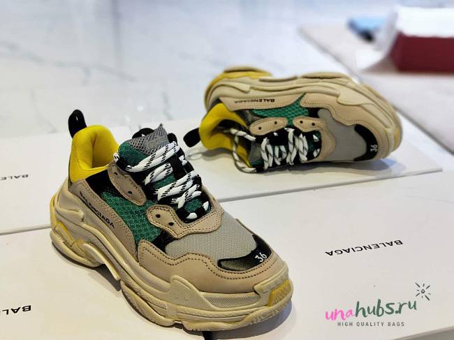 Balenciaga triple S yellow - 1