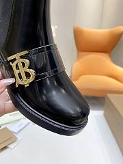 Burberry black patent leather boots - 6