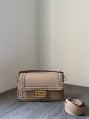 Fendi Baguette beige woven leather bag 29cm - 3