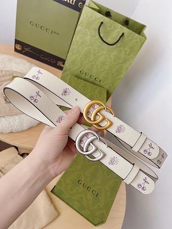 Gucci belt gold/ metal