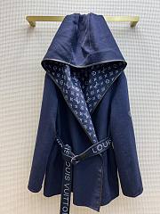 Louis Vuitton Wrap Coat in Blue - 4