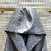 Louis Vuitton Wrap Coat in Gray - 4