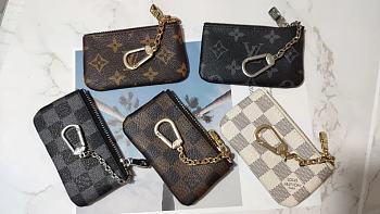 Louis Vuitton Key Holder 002