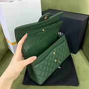 Chanel green caviar flap bag 25cm - 5