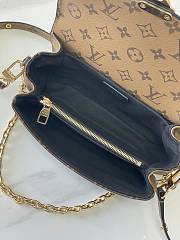 Louis Vuitton Pochette East West Metis with Chain Bag - 4