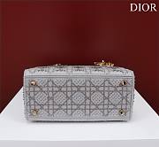 Dior gray beaded cannage embroidery bag - 4