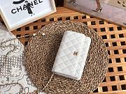 Chanel Woc CC chain white leather bag - 5