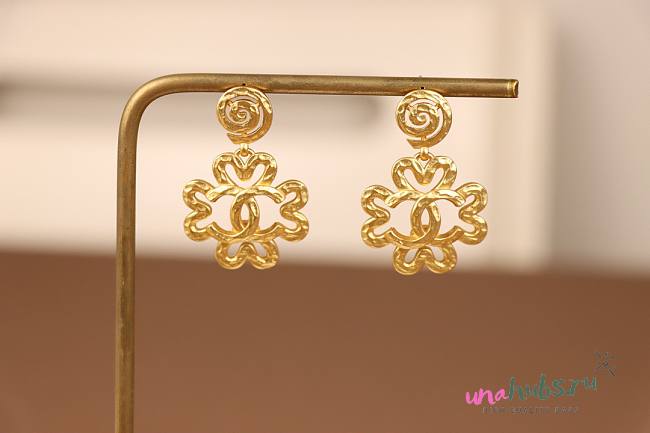 Chanel gold earings 03 - 1