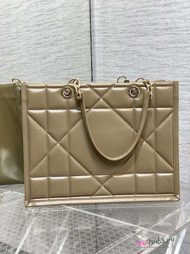 Dior medium beige esential tote bag  - 1