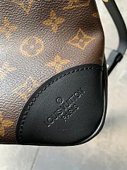 Louis Vuitton Boulogne black bag - 6