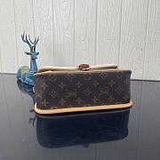 Louis Vuitton Diane Cozy bag - 6