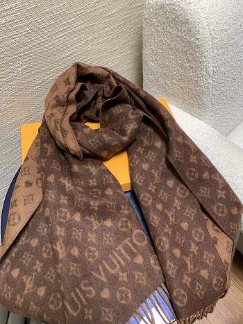 Louis Vuitton game on scarf M77377