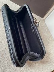 Bottega Veneta Knot Clutch Silver Bag - 3