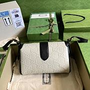 Gucci white medium GG shoulder bag - 3