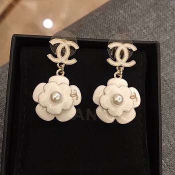Chanel white flower earings 