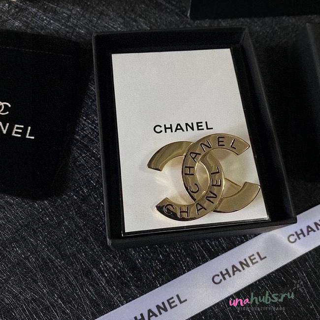Chanel brooch 009 - 1