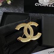 Chanel brooch 009 - 4