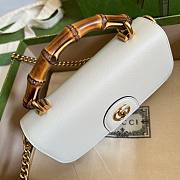 Gucci Diana mini white shoulder bag - 5