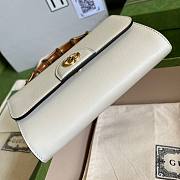 Gucci Diana mini white shoulder bag - 3