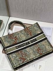 Dior Large Book Tote Green Embroidery 41 Bag - 2