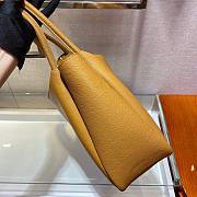 Prada medium logo-plaque brown tote bag - 2