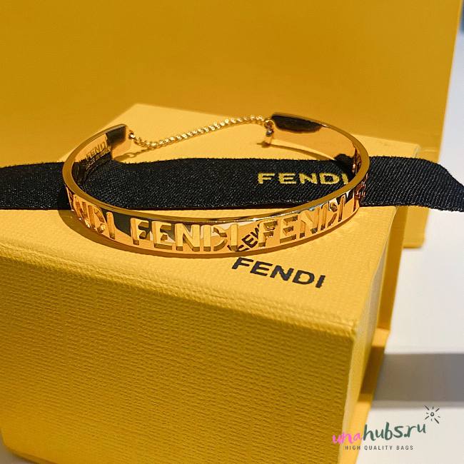 Fendi bracelet gold - 1