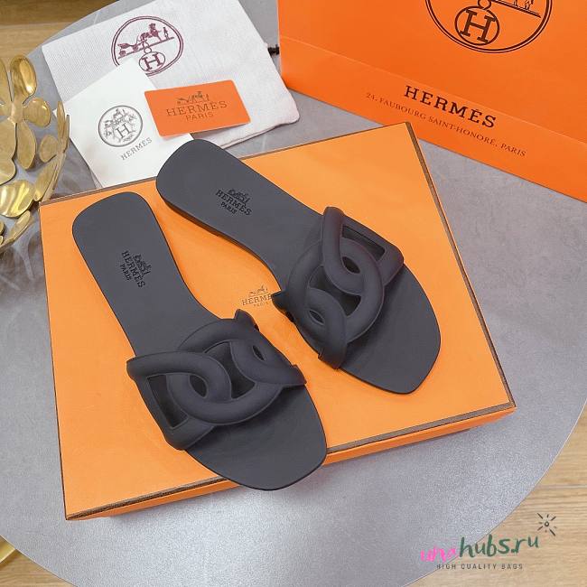 Hermes Aloha black sandals - 1