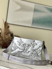 Louis Vuitton Maxi Multi Pochette Accessoires Silver M58980 - 6